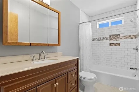 11120 SE 234th Place Kent WA 98031
