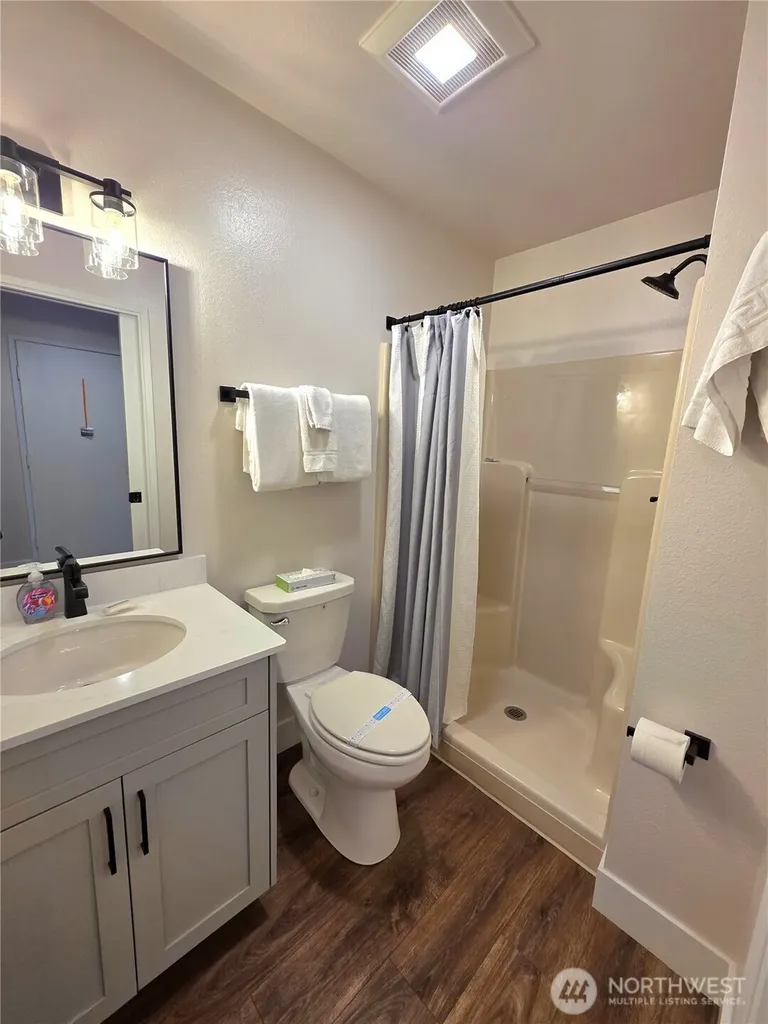 1 Lodge 635-j Manson WA 98831