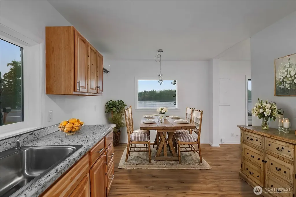 4831 E State Route 3 Shelton WA 98584