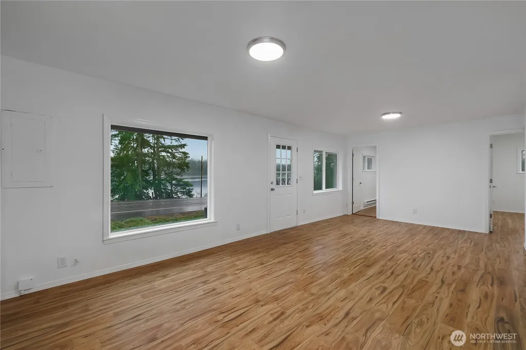 4831 E State Route 3 Shelton WA 98584