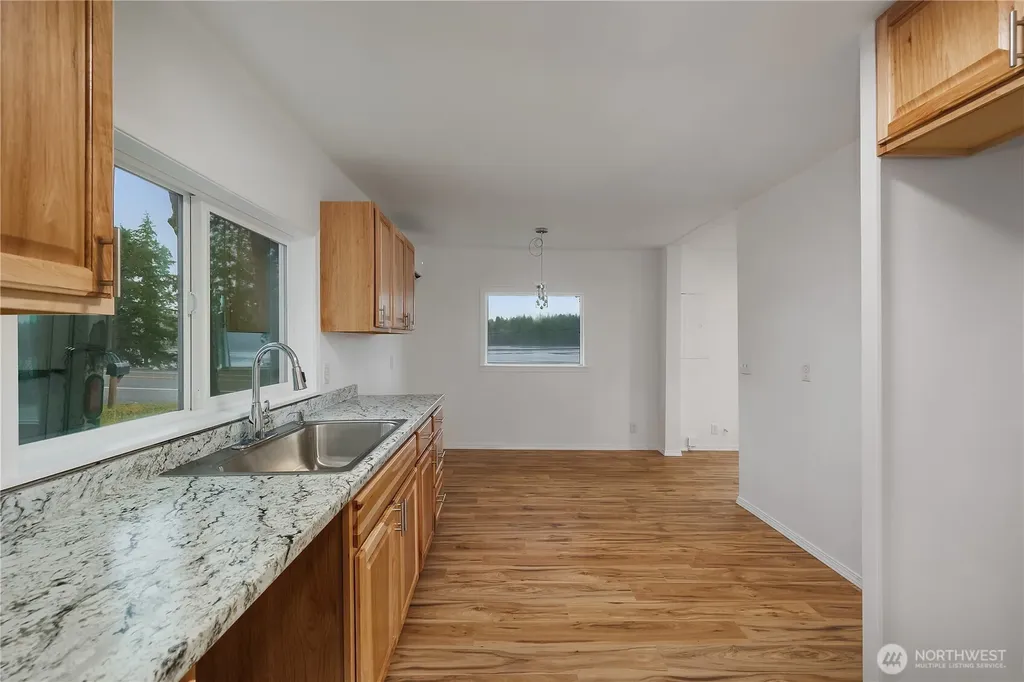 4831 E State Route 3 Shelton WA 98584