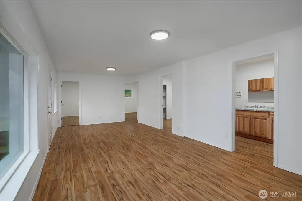 4831 E State Route 3 Shelton WA 98584