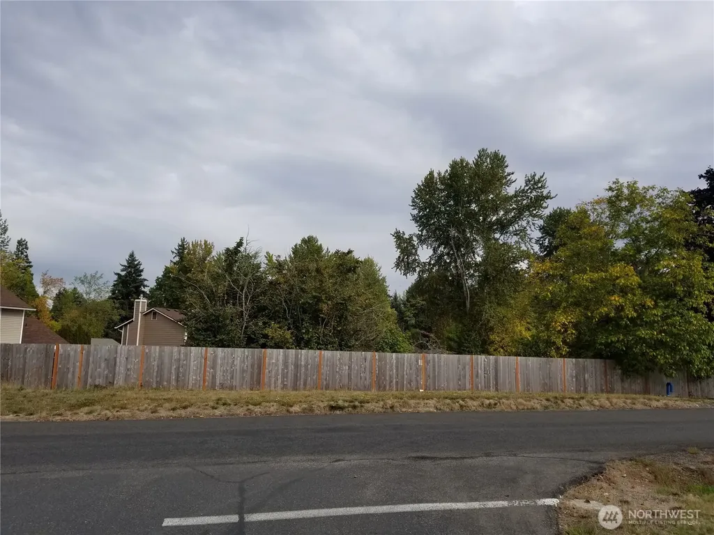10100 2nd Court E Tacoma WA 98445