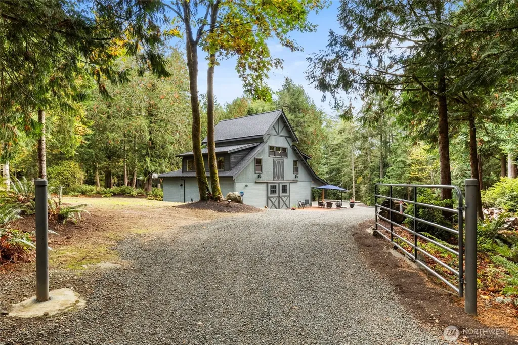7698 Westerly Lane NE Bainbridge Island WA 98110