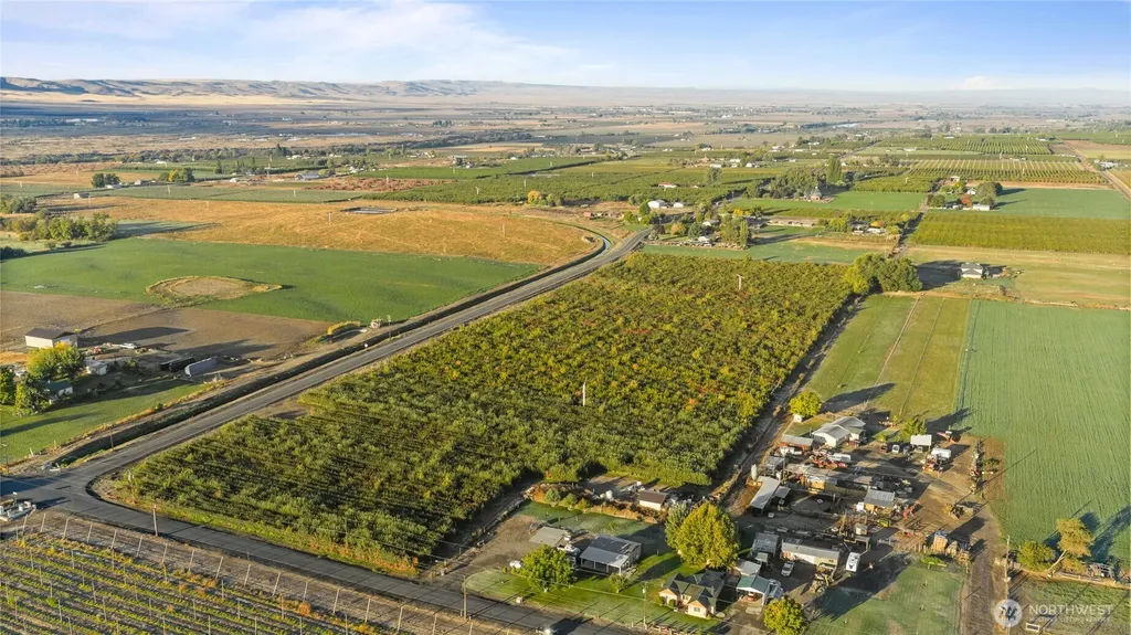 1 Mountain View Road Grandview WA 98930