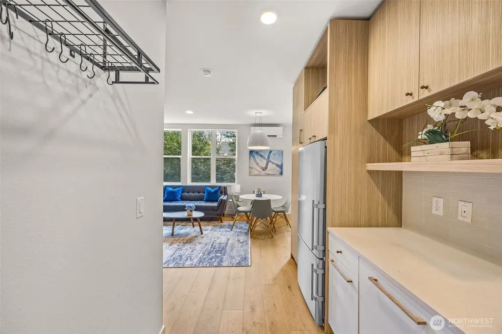 8547 Evanston Avenue N Seattle WA 98103