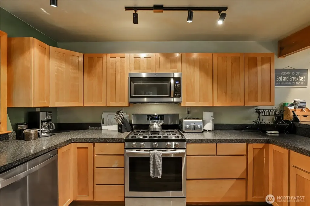 56818 387th Avenue Ct E Ashford WA 98304