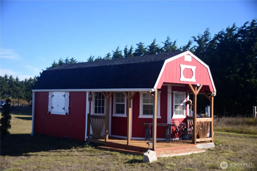 982 E Anderson Road Sequim WA 98382
