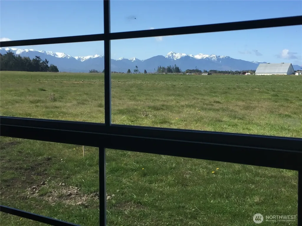 982 E Anderson Road Sequim WA 98382
