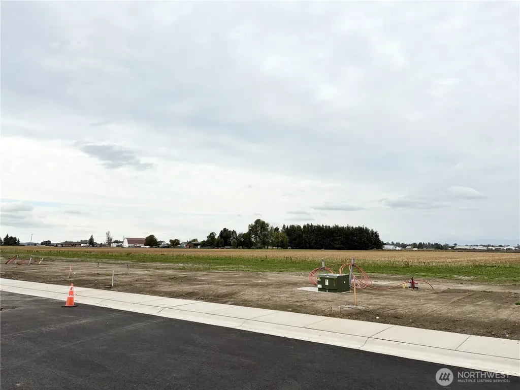 408 W 3rd Street Everson WA 98247