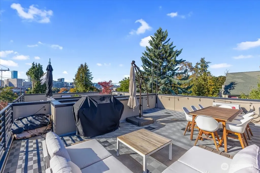1602 E Marion Street Seattle WA 98122
