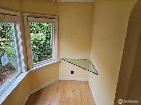 2822 Prosch Avenue W Seattle WA 98119