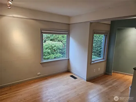 2822 Prosch Avenue W Seattle WA 98119