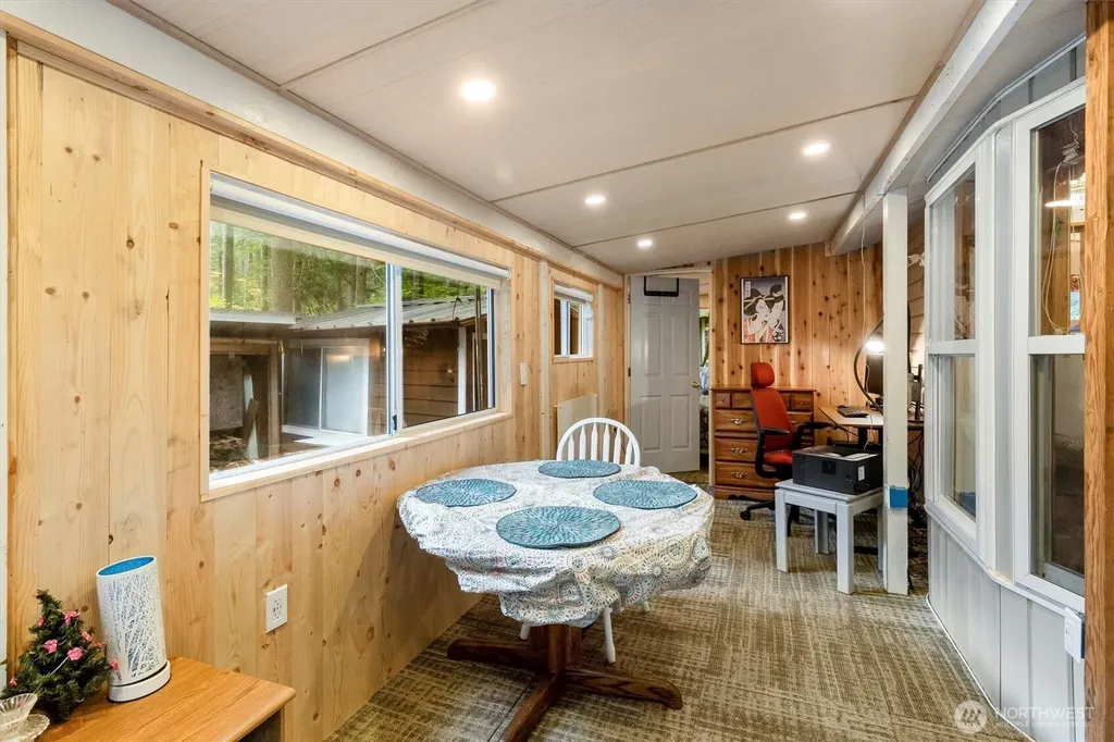 137 Jasper Trail Deming WA 98244