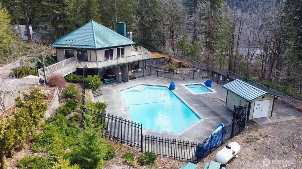 137 Jasper Trail Deming WA 98244