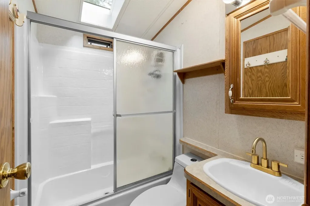 137 Jasper Trail Deming WA 98244