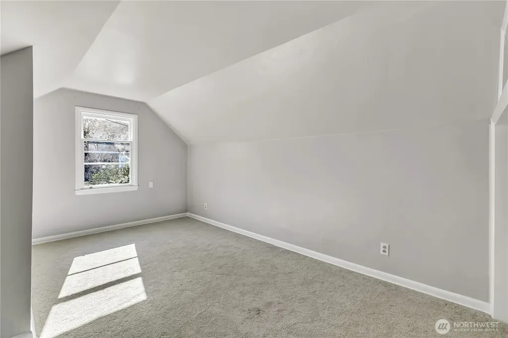 12230 68th Avenue S Seattle WA 98178