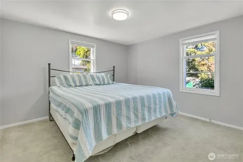 12230 68th Avenue S Seattle WA 98178