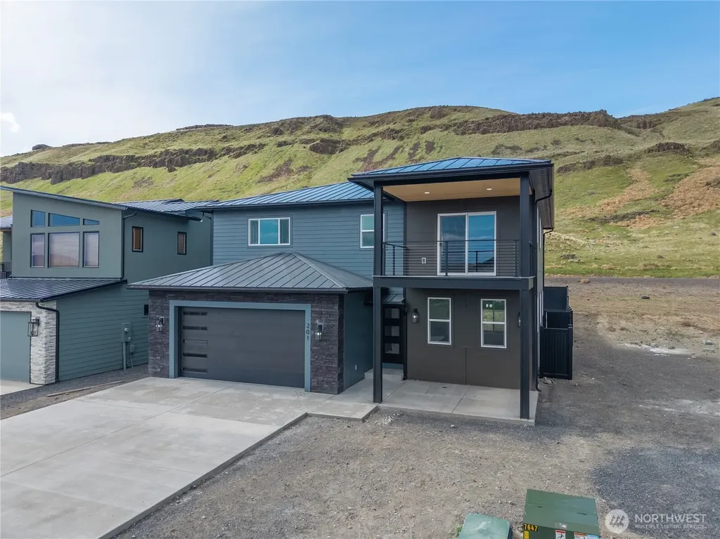 201 Bridgeview Drive Vantage WA 98950