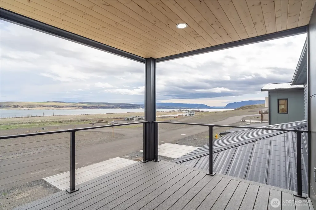 201 Bridgeview Drive Vantage WA 98950