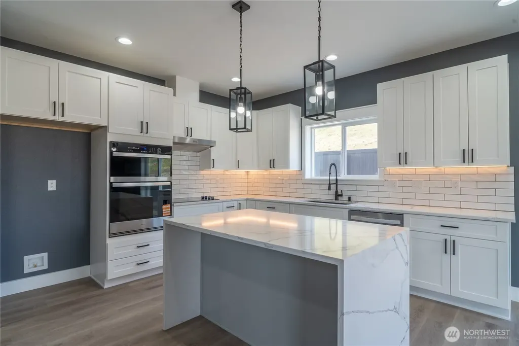201 Bridgeview Drive Vantage WA 98950