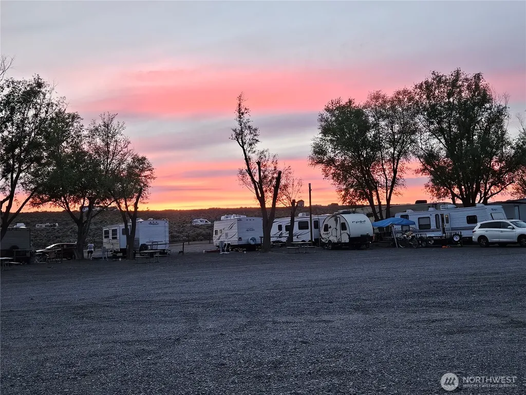 5365 W Coyote Trail Ephrata WA 98823