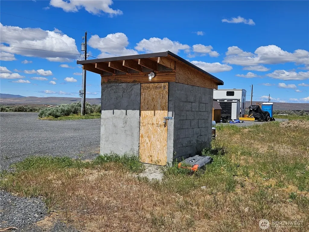 5365 W Coyote Trail Ephrata WA 98823