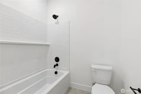 12207 137th Place NE Redmond WA 98052