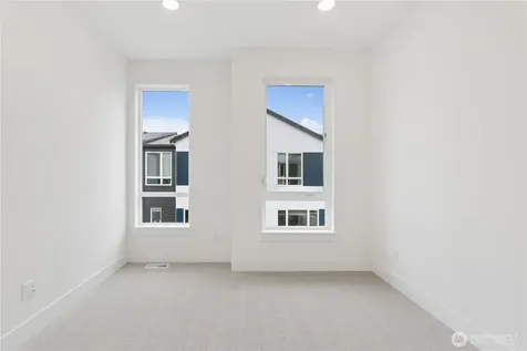 12207 137th Place NE Redmond WA 98052