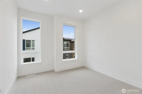 12207 137th Place NE Redmond WA 98052