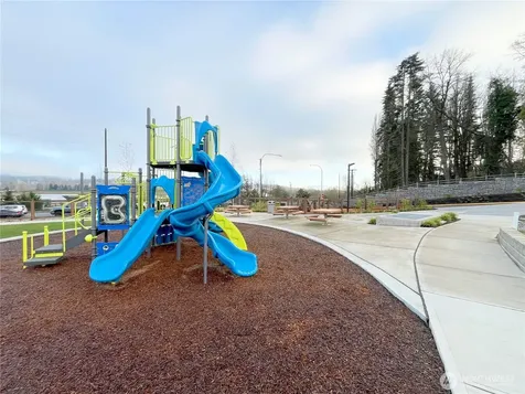 12207 137th Place NE Redmond WA 98052