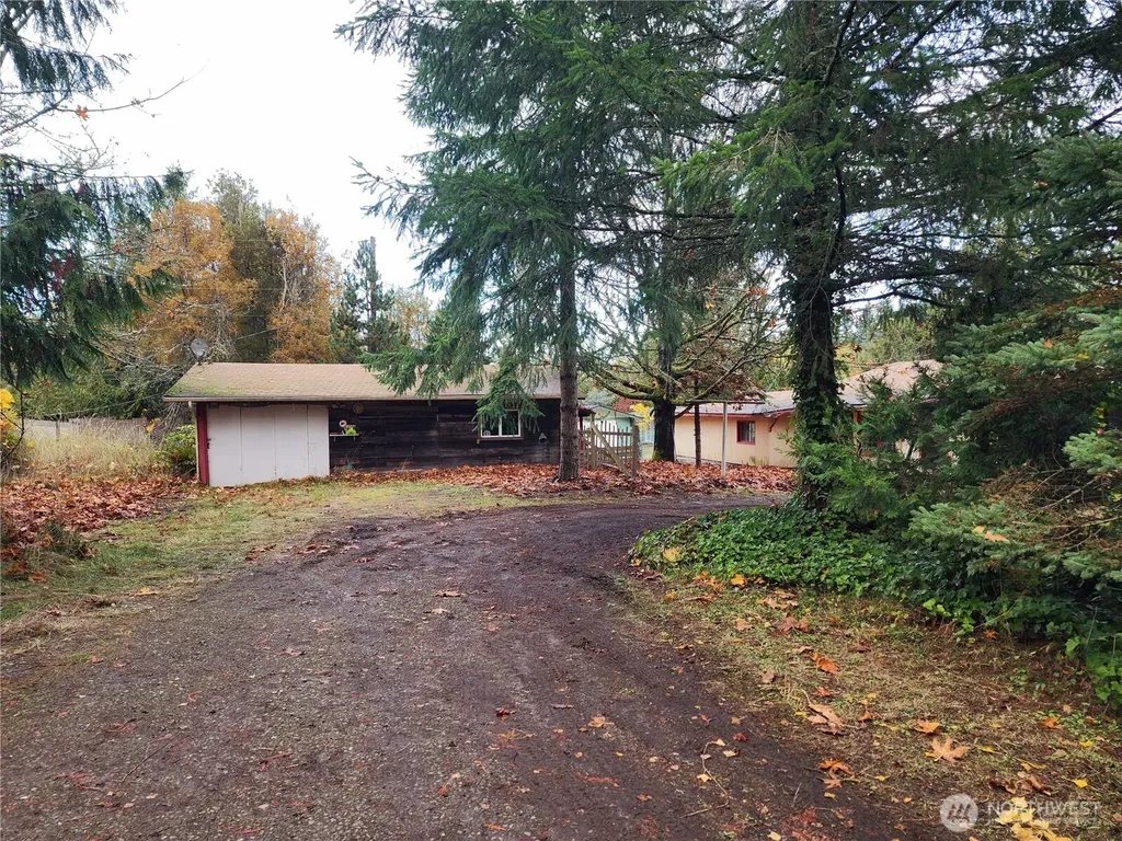 1844 Monroe Road Port Angeles WA 98362