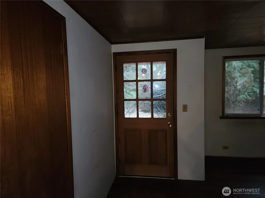 1844 Monroe Road Port Angeles WA 98362
