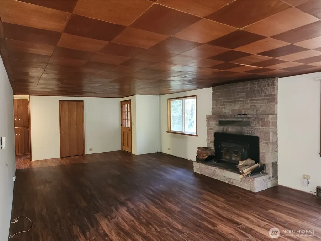 1844 Monroe Road Port Angeles WA 98362
