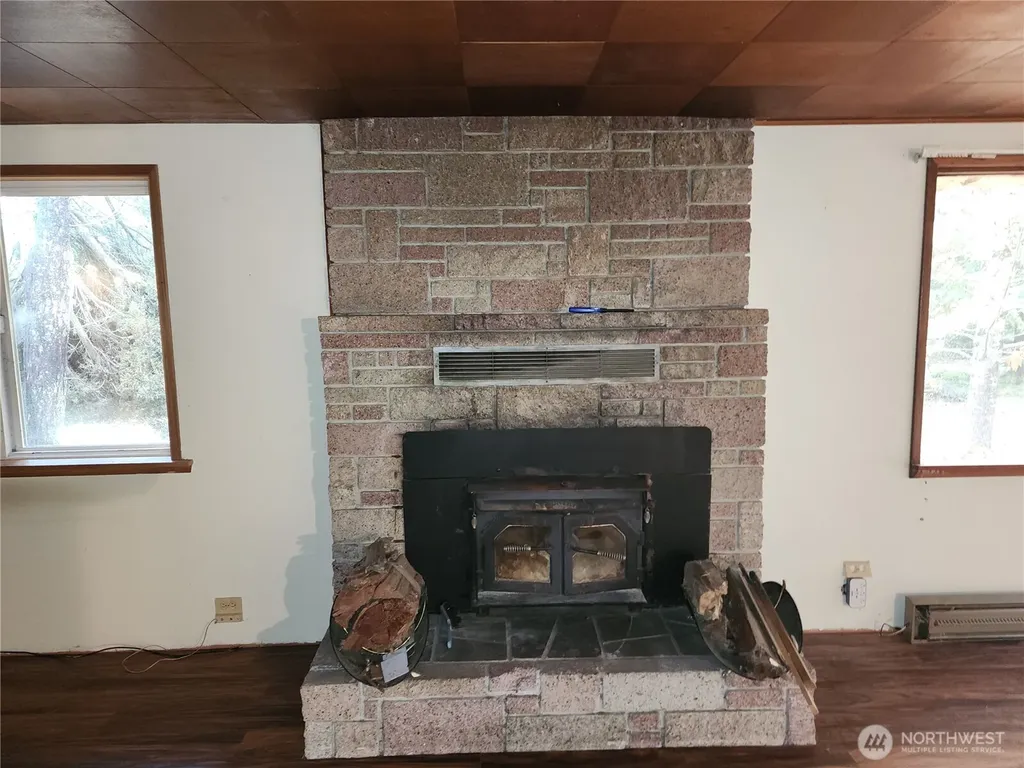 1844 Monroe Road Port Angeles WA 98362