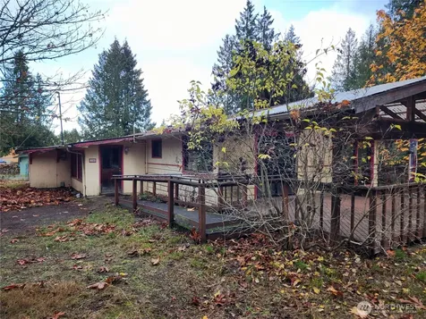 1844 Monroe Road Port Angeles WA 98362