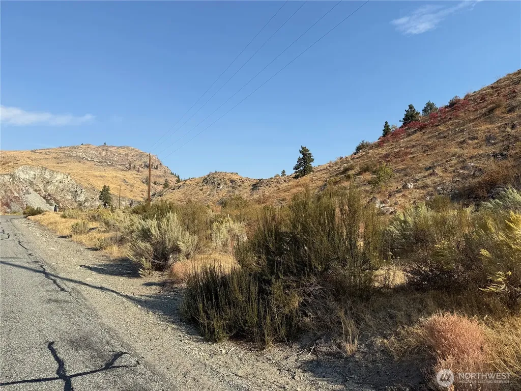 2200 Antoine Creek Road Chelan WA 98816