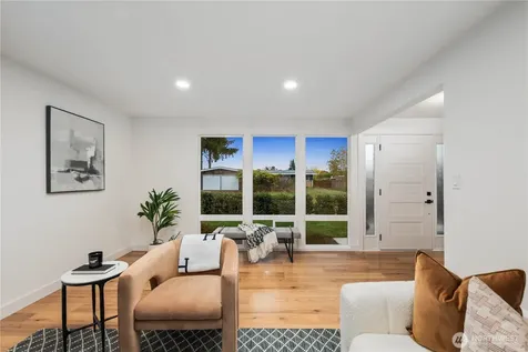 16802 NE 6th Place Bellevue WA 98008