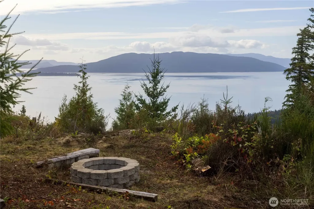 157 Chuckanut Crest Drive Bellingham WA 98229
