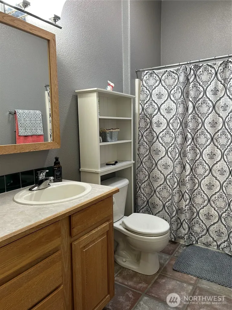 6997 Bacon Lane NE Moses Lake WA 98837