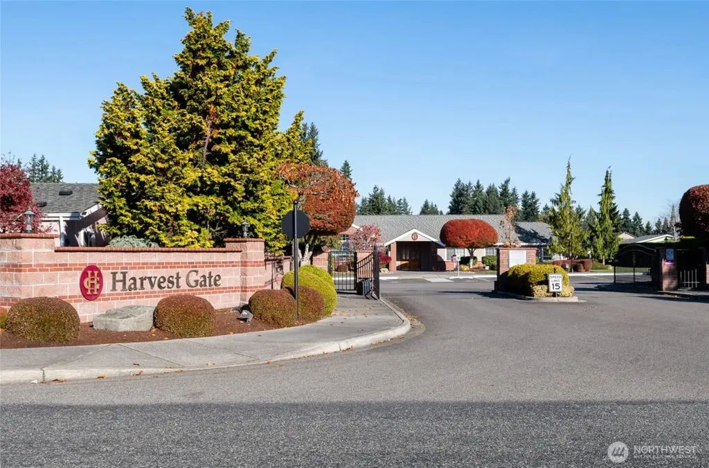 6110 91st St E Puyallup WA 98371
