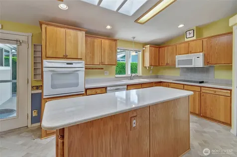 6110 91st St E Puyallup WA 98371