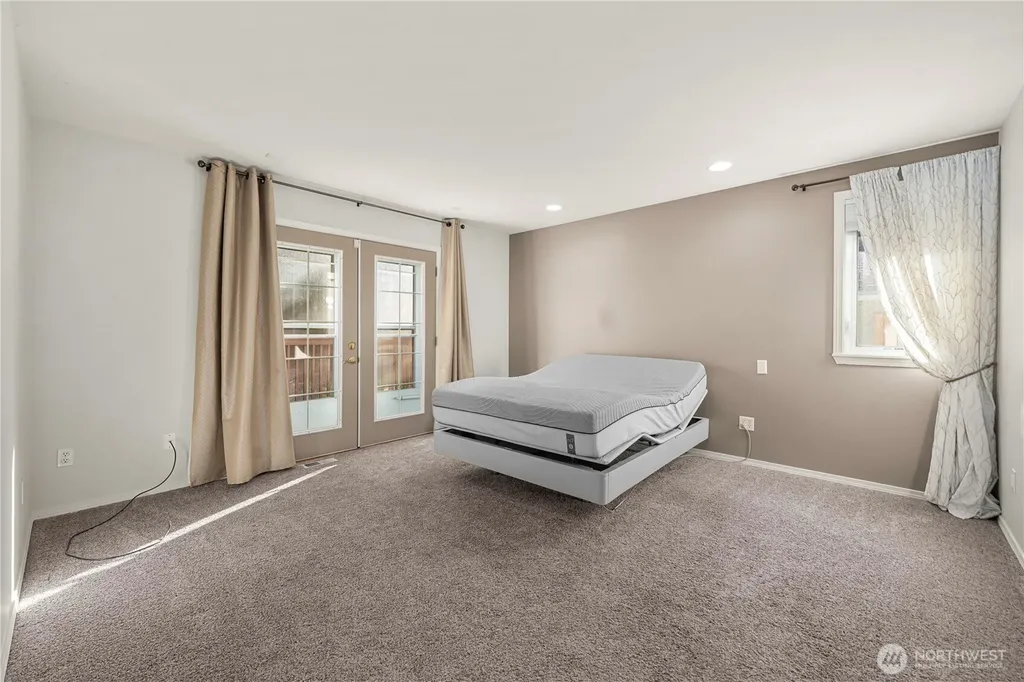 4505 7th Street SE Puyallup WA 98374