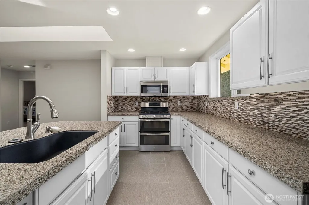 4505 7th Street SE Puyallup WA 98374