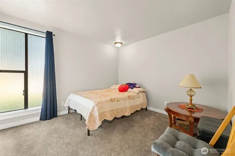 3421 E 99th Edgewood WA 98371