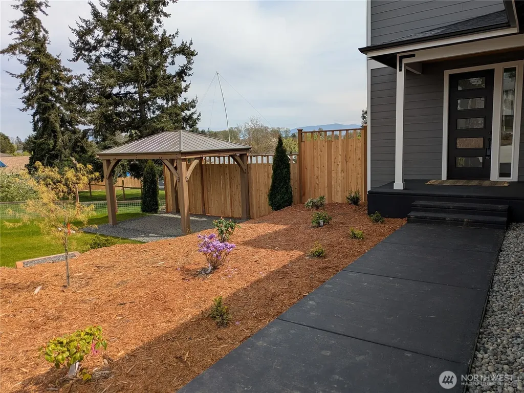 2273 Douglas Road Ferndale WA 98248