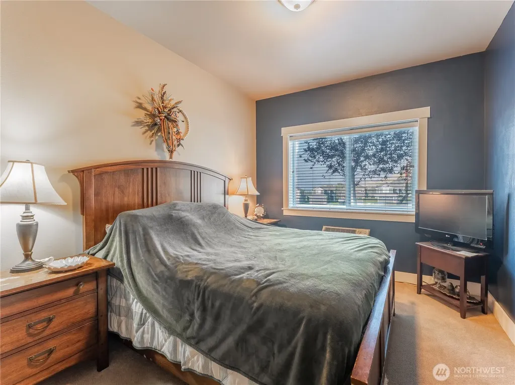 23772 Crescent Bay Drive NW Quincy WA 98848