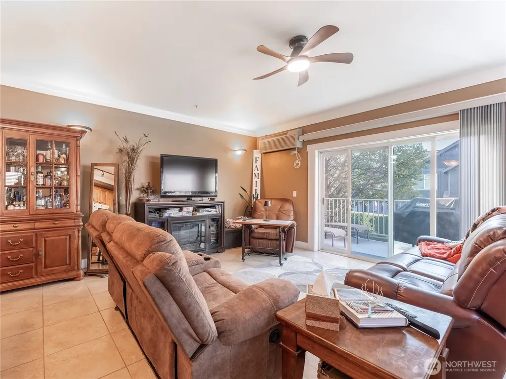 23772 Crescent Bay Drive NW Quincy WA 98848
