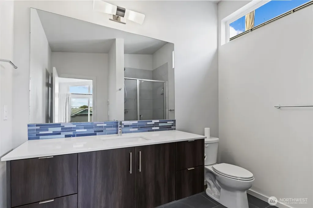 6917 Carleton Ave S Seattle WA 98108