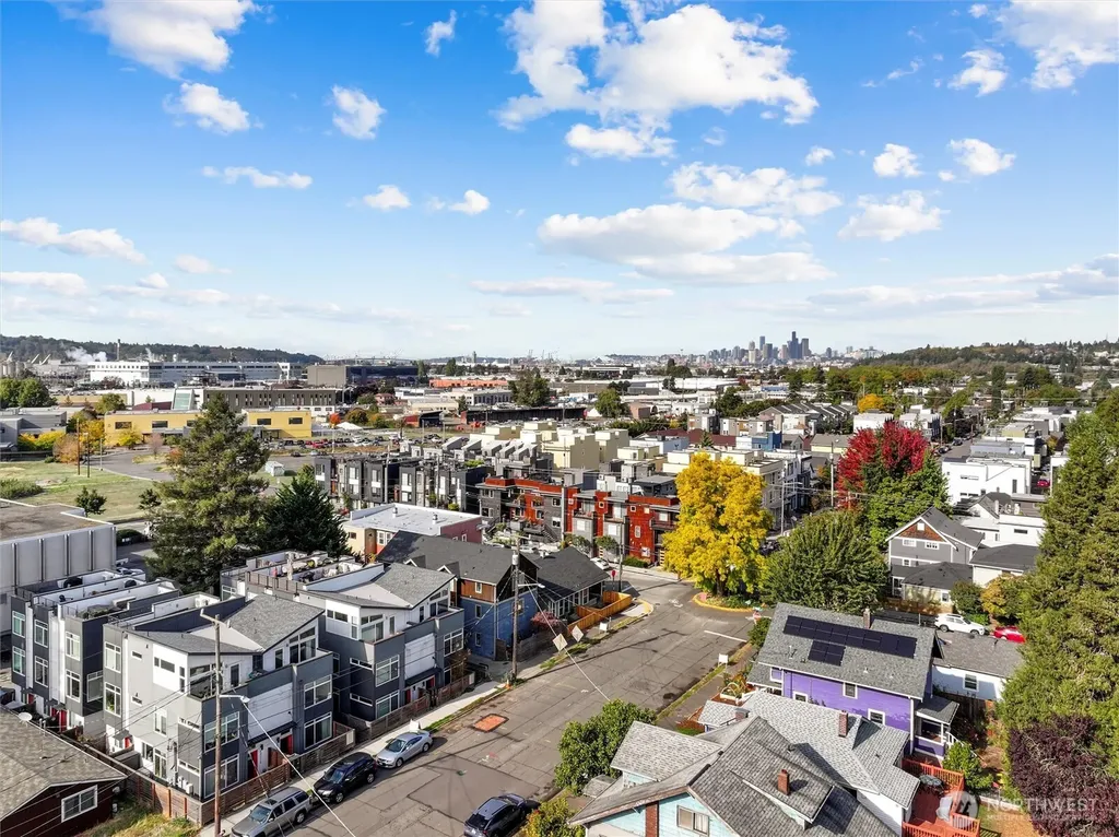 6917 Carleton Ave S Seattle WA 98108